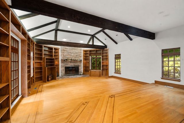 43 Monadnock Road, Wellesley, MA 02481