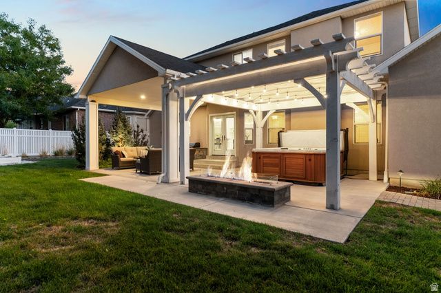 139 CANYON BREEZE DR, Centerville, UT 84014