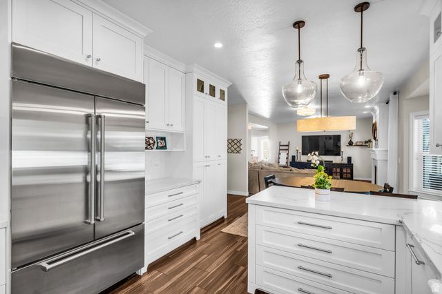 139 CANYON BREEZE DR, Centerville, UT 84014