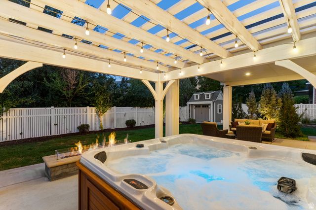 139 CANYON BREEZE DR, Centerville, UT 84014