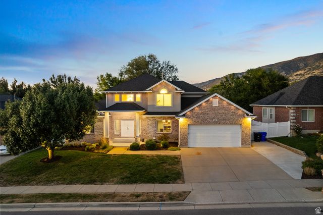 139 CANYON BREEZE DR, Centerville, UT 84014