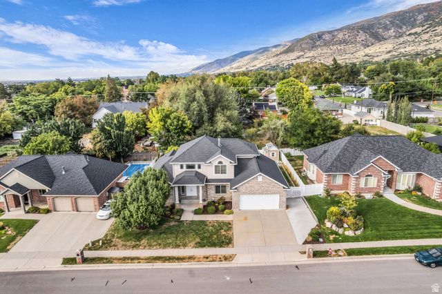 139 CANYON BREEZE DR, Centerville, UT 84014