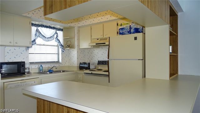 995 Anglers CV N402, Marco Island, FL 34145