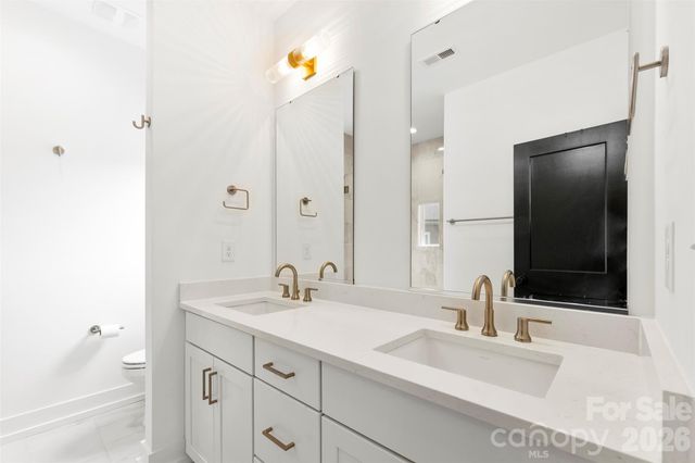 2703 Parkway Avenue, Charlotte, NC 28208