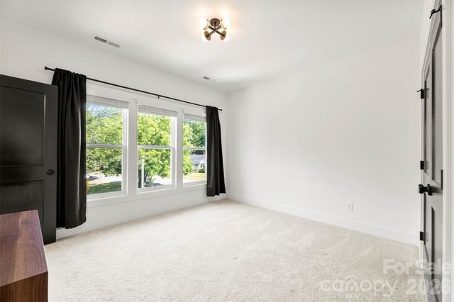 2703 Parkway Avenue, Charlotte, NC 28208