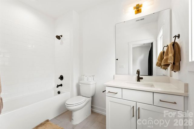 2703 Parkway Avenue, Charlotte, NC 28208