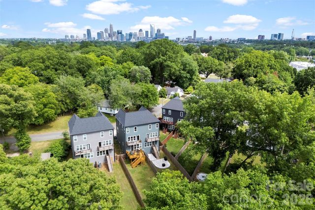 2703 Parkway Avenue, Charlotte, NC 28208