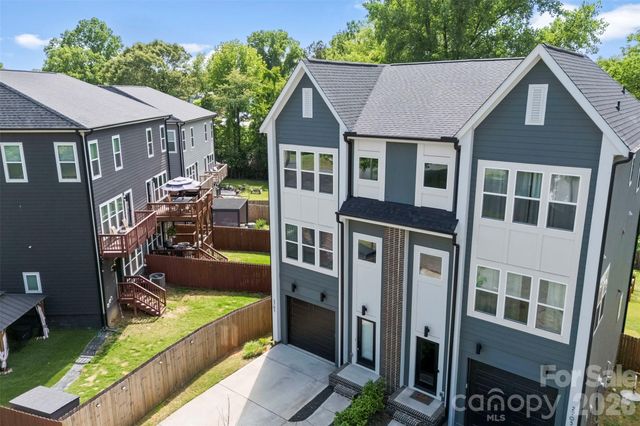 2703 Parkway Avenue, Charlotte, NC 28208