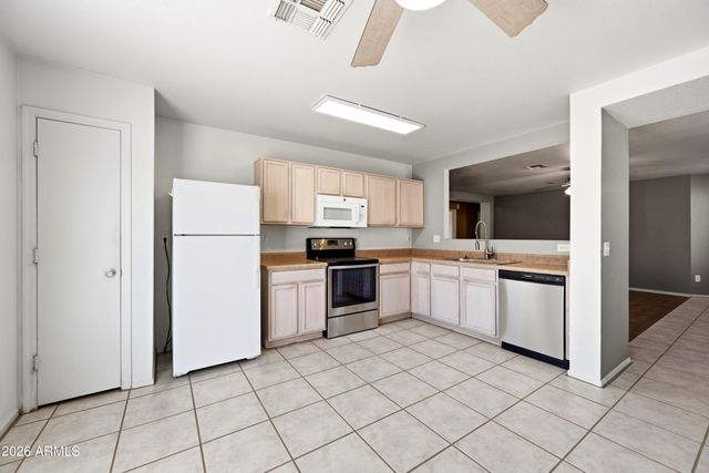 3057 W Lucia Drive, Phoenix, AZ 85083