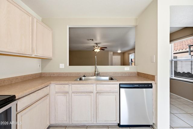 3057 W Lucia Drive, Phoenix, AZ 85083