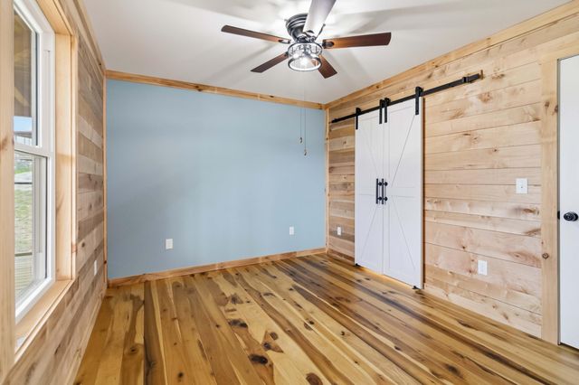 234 Pumpkin Creek Circle, Jamestown, KY 42629