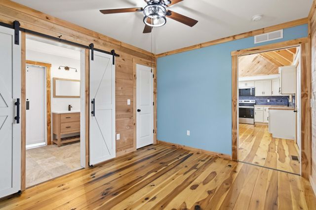 234 Pumpkin Creek Circle, Jamestown, KY 42629