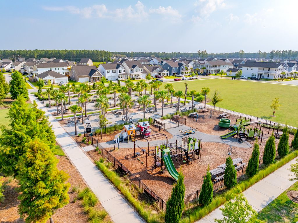 Image 37 of property listing at 1026 Patagonia Street, Summerville, SC 29485