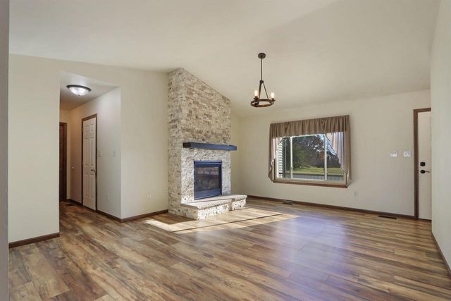 1511 Birchwood STREET, Delavan, WI 53115