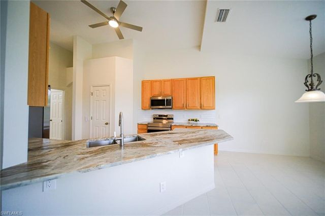 12765 Aston Oaks DR, Fort Myers, FL 33912