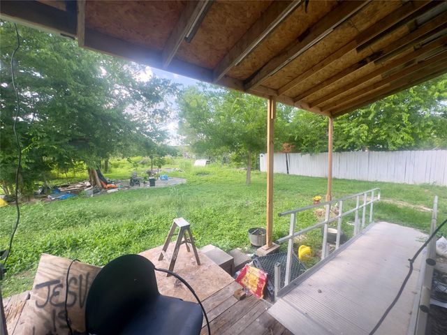 1950 Ash ST, San Marcos, TX 78666