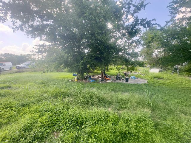 1950 Ash ST, San Marcos, TX 78666