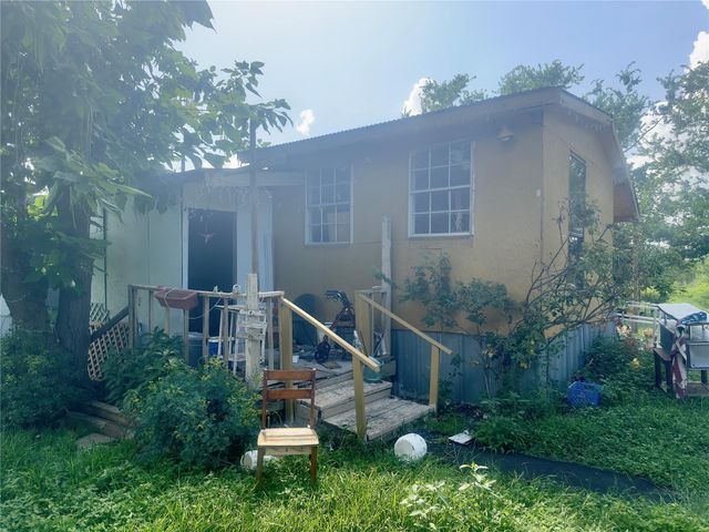 1950 Ash ST, San Marcos, TX 78666