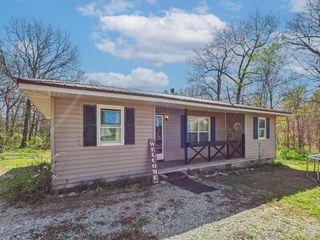 22600 Birchen Road, Hartshorn, MO 65479