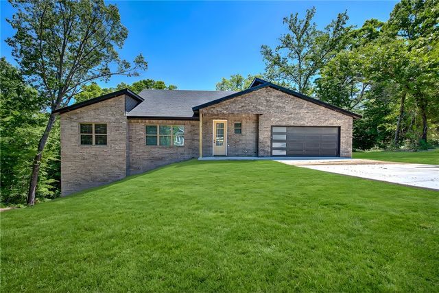 6 Torran Drive, Bella Vista, AR 72715
