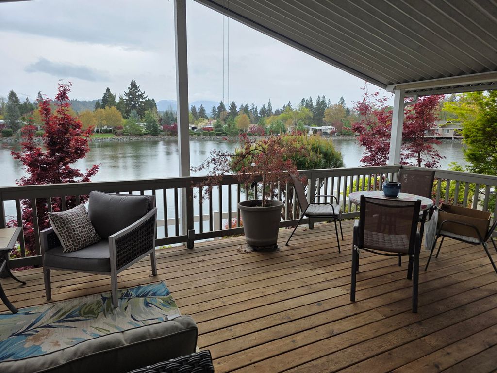 267 Kingsley Drive, Grants Pass, OR 97526