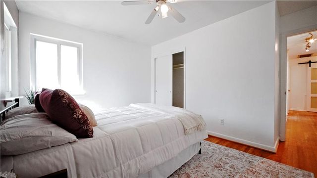 469 Greencastle LN, Virginia Beach, VA 23452