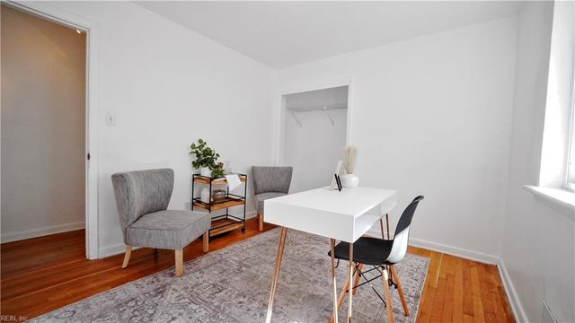 469 Greencastle LN, Virginia Beach, VA 23452