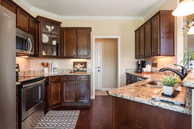 1027 Double Tree Ln, Gallatin, TN 37066
