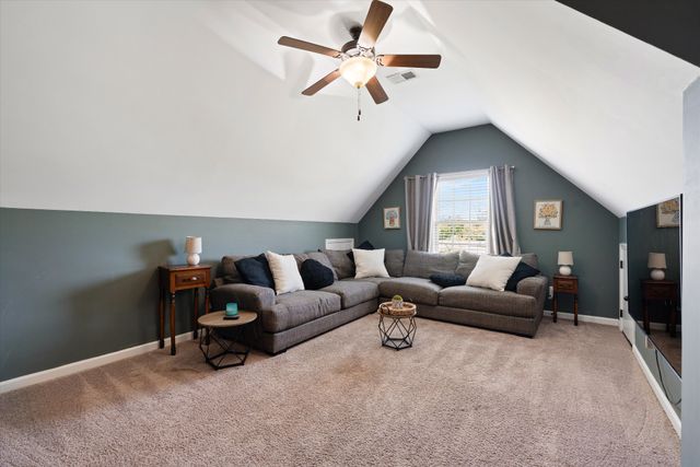 1027 Double Tree Ln, Gallatin, TN 37066