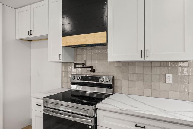 106 Burgundy Lane, League City, TX 77573