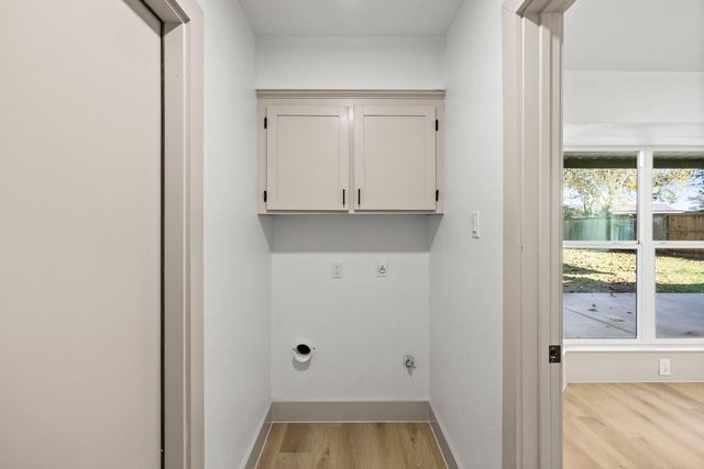 106 Burgundy Lane, League City, TX 77573