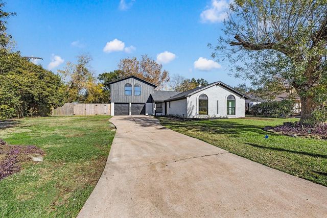 106 Burgundy Lane, League City, TX 77573