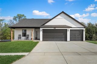 10717 Trenton Lane TBB, Foristell, MO 63348