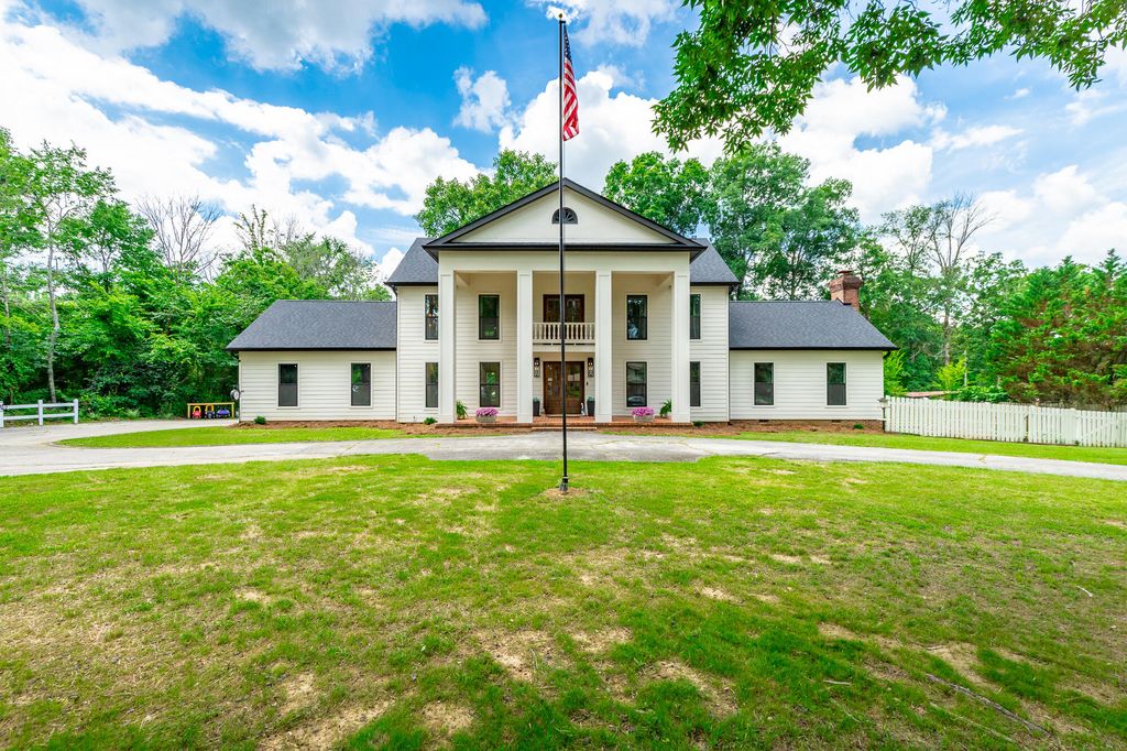 9204 Hopi Trail, Ooltewah, TN 37363