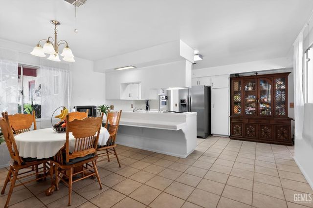 2724 Flower, Lake Isabella, CA 93240