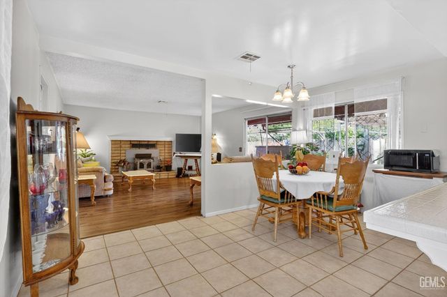 2724 Flower, Lake Isabella, CA 93240