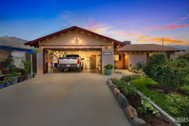 2724 Flower, Lake Isabella, CA 93240