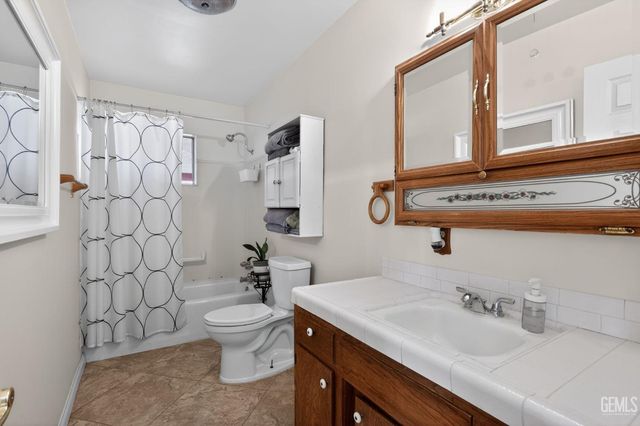 2724 Flower, Lake Isabella, CA 93240