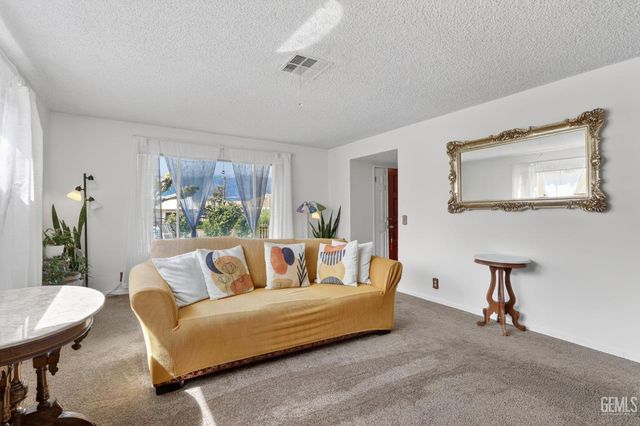 2724 Flower, Lake Isabella, CA 93240