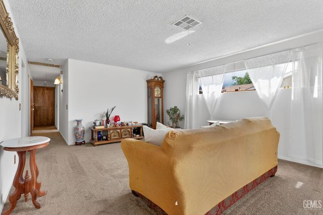 2724 Flower, Lake Isabella, CA 93240