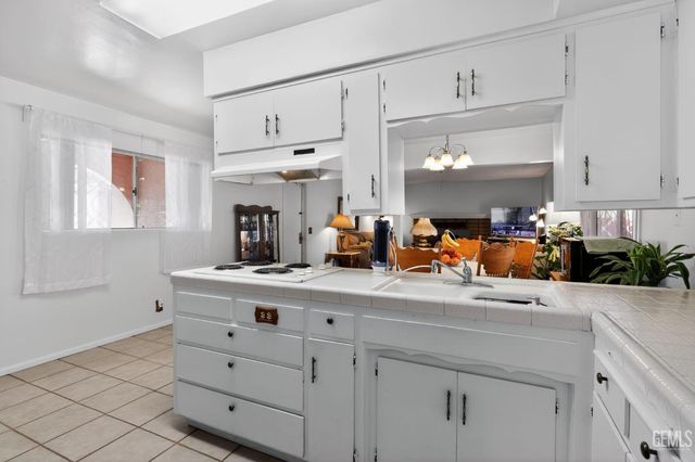 2724 Flower, Lake Isabella, CA 93240