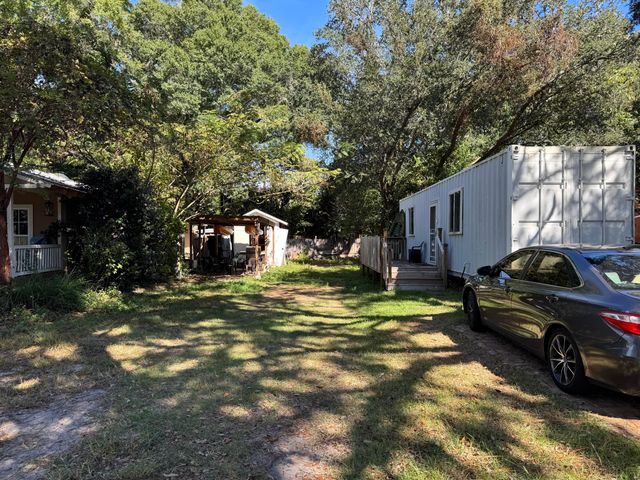 1549 Cat-Mar Road, Niceville, FL 32578