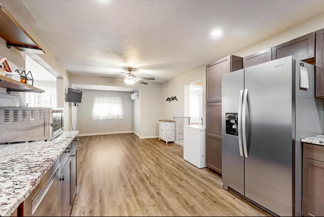 1800 Field Drive NE, Albuquerque, NM 87112