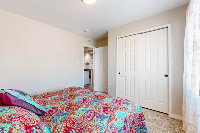 1800 Field Drive NE, Albuquerque, NM 87112