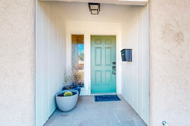 1800 Field Drive NE, Albuquerque, NM 87112