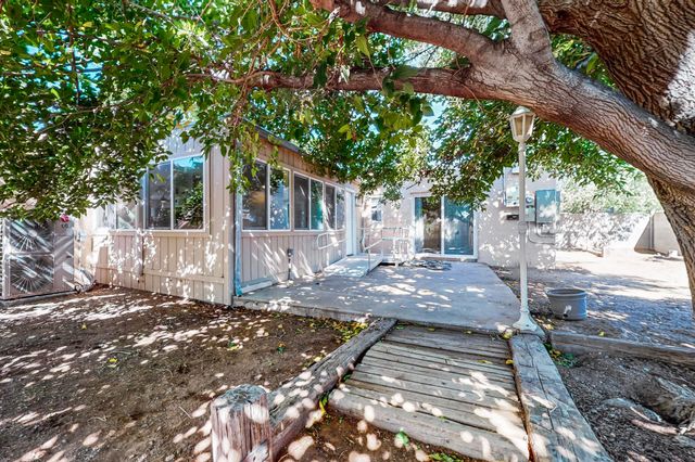 1800 Field Drive NE, Albuquerque, NM 87112