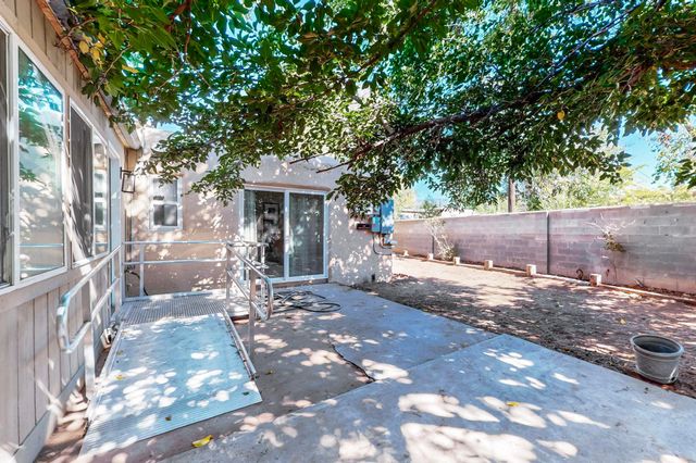 1800 Field Drive NE, Albuquerque, NM 87112