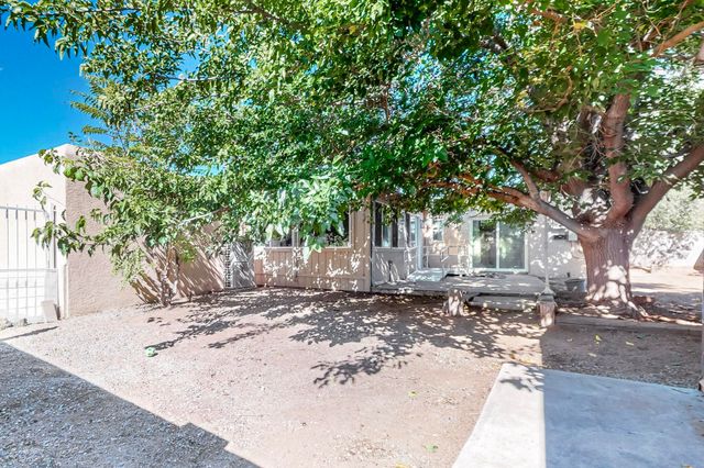 1800 Field Drive NE, Albuquerque, NM 87112