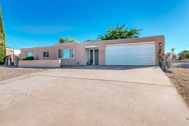 1800 Field Drive NE, Albuquerque, NM 87112