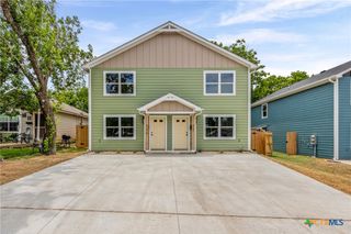 820 S 24th Street A, Temple, TX 76501